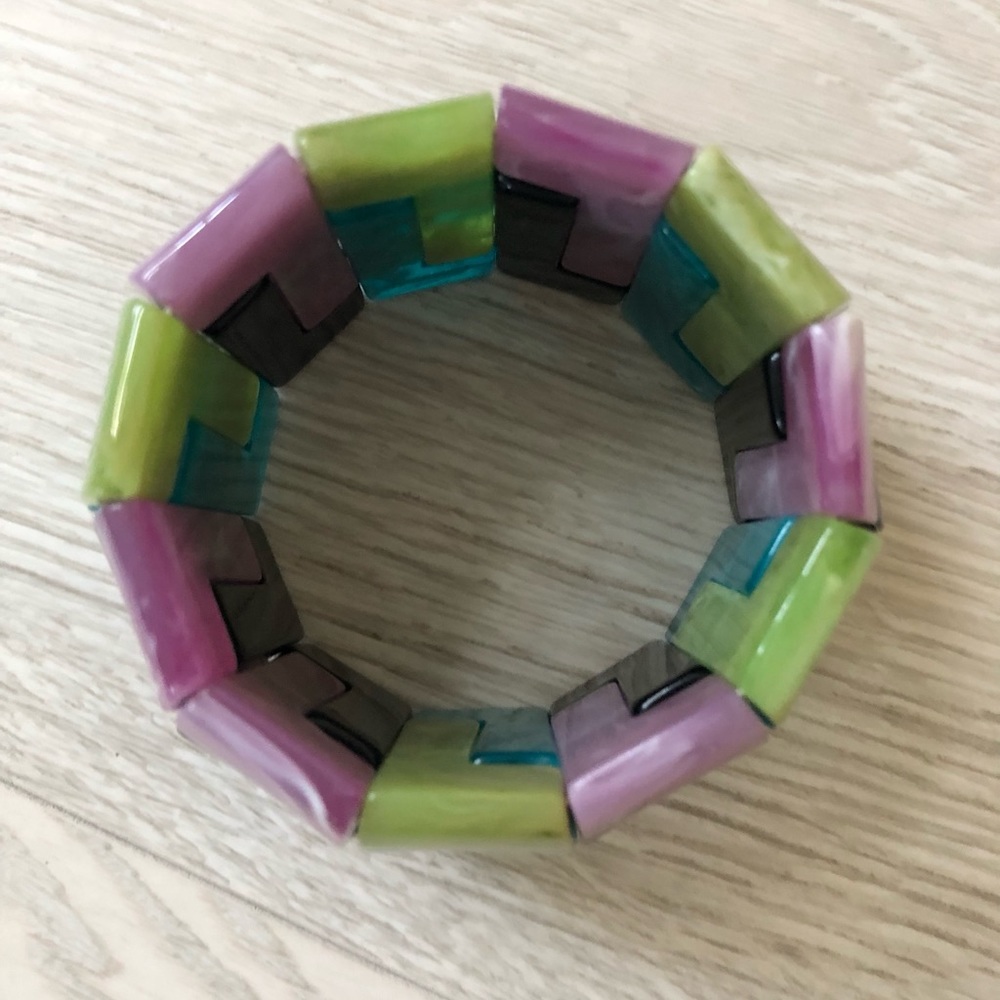 Colorful Beaded Stones Stretch Statement Bracelet - Picture 3 of 15